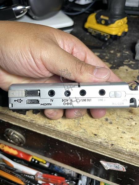 高雄 小港區 桂林 - 2手ZOOM Q3HD 2.4 吋 