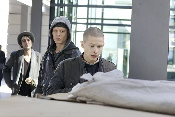 Fi+Mo+Li in front carton.jpg