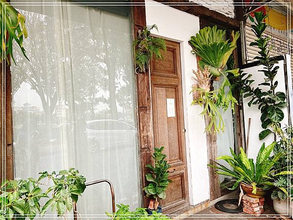 [食記] 嘉義 小花麵包店