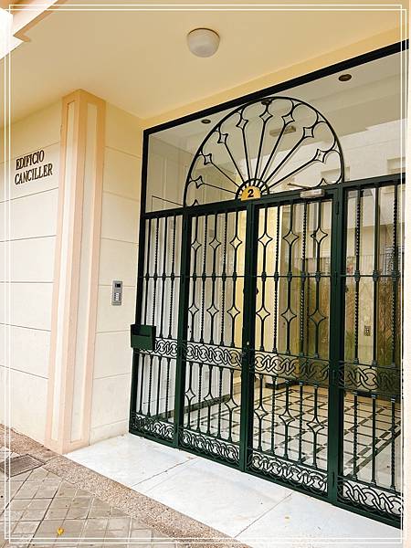 batch_2022-12-09 11.35.49 batch_2022-12-09 11.35.49