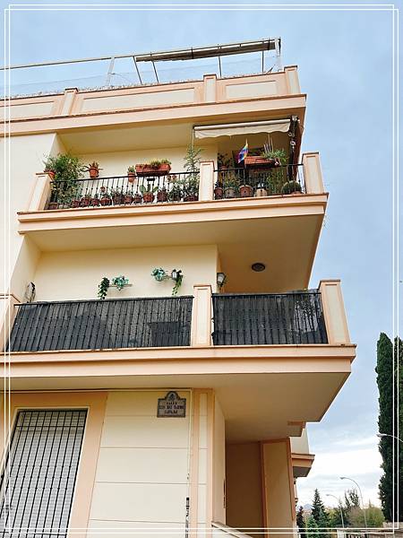 batch_2022-12-09 11.36.13 batch_2022-12-09 11.36.13