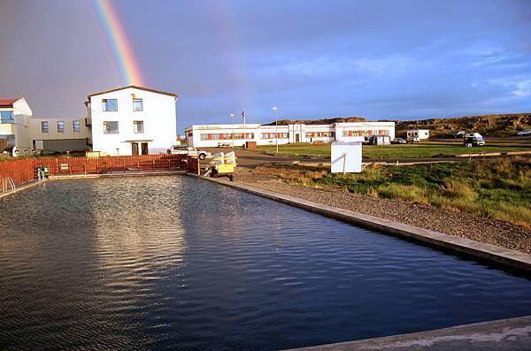 swimming-pool