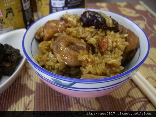 黑薑君麻油雞飯