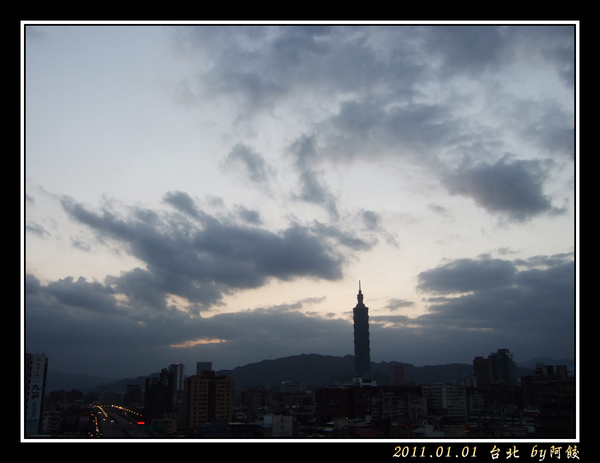 4雲層頗厚.jpg