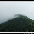 1雲霧繚繞的雞籠山.jpg