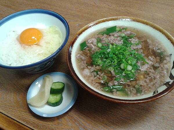 大阪　「千とせ」：名物「肉吸い」傳說吃了會紅的牛肉湯