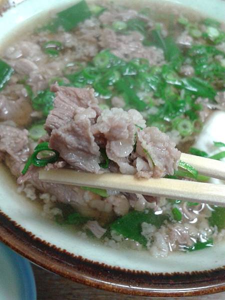 大阪　「千とせ」：名物「肉吸い」傳說吃了會紅的牛肉湯