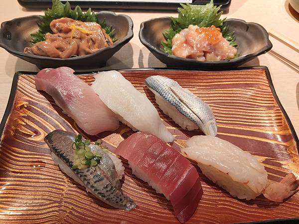 [食記] 東京秋葉原 きづな寿司海膽鮭魚卵壽司吃到飽
