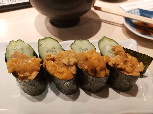 東京　秋葉原　きづな寿司(絆壽司)　海膽鮭魚卵鮪魚中腹美味壽