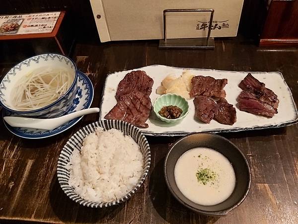 仙台　炭焼牛たん東山仙台本店　炭燒牛舌東山品嚐美味牛舌三昧套