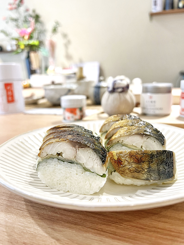 Fw: [食記] 台中 若廣株式會社, 關西料理 鯖魚棒壽司