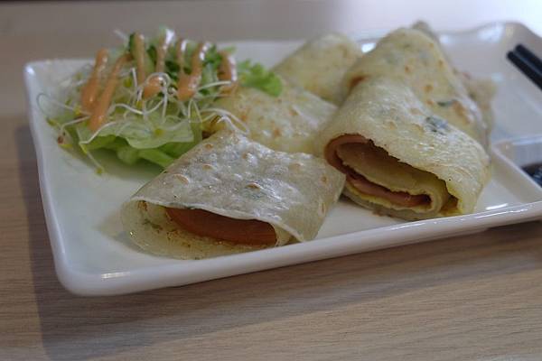 火腿蛋餅 (3).JPG