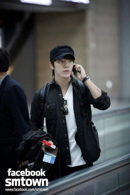 Donghae! The road to New York! :D