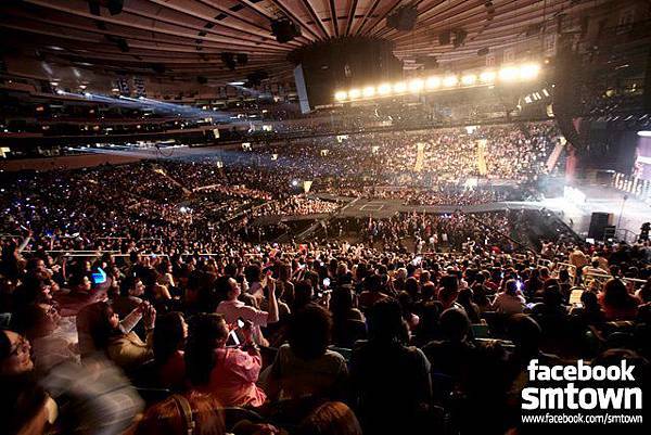 Madison Square Garden is overcrowded with fans.