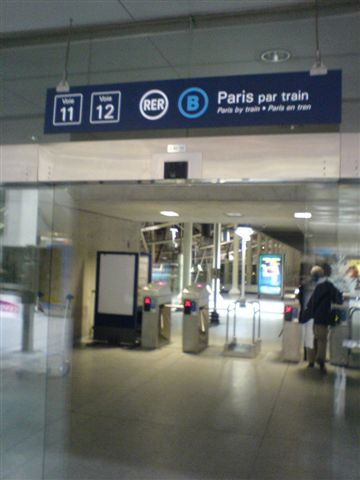 CDG RER Station