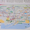 早發展的Barcelona地鐵圖看起來真是錯綜複雜 = =a