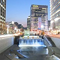 首爾市的護城河