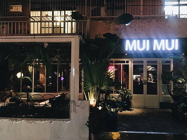 3B85ACF0-59CC-42CA-A082-39EACDBA10D8.jpg 3B85ACF0-59CC-42CA-A082-39EACDBA10D8.jpg