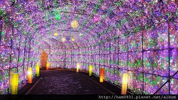 洞爺湖溫泉燈飾隧道