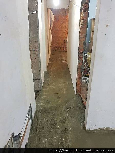 中永和不銹鋼工程阿忠手機0935572071(電動門、鐵窗、鐵門、鐵皮屋、玻璃門窗、扶梯、緊急維修) 中永和不銹鋼工程阿忠手機0935572071(電動門、鐵窗、鐵門、鐵皮屋、玻璃門窗、扶梯、緊急維修)