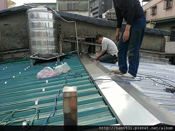 中永和不銹鋼工程阿忠手機0935572071(電動門、鐵窗、鐵門、鐵皮屋、玻璃門窗、扶梯、緊急維修) 中永和不銹鋼工程阿忠手機0935572071(電動門、鐵窗、鐵門、鐵皮屋、玻璃門窗、扶梯、緊急維修)