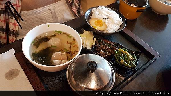 吃吃吃麵飯館