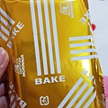 日本森永BAKE CREAMY起司蛋糕磚~挖！有好吃欸！