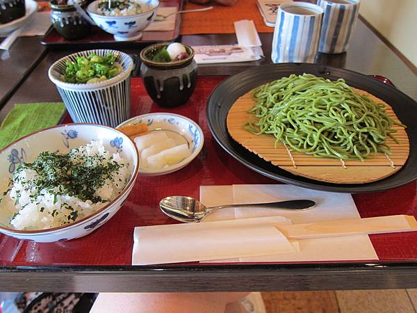 IMG_0215.JPG IMG_0215.JPG