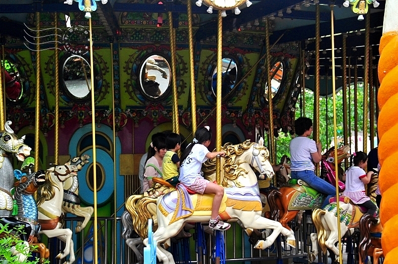 麗寶樂園