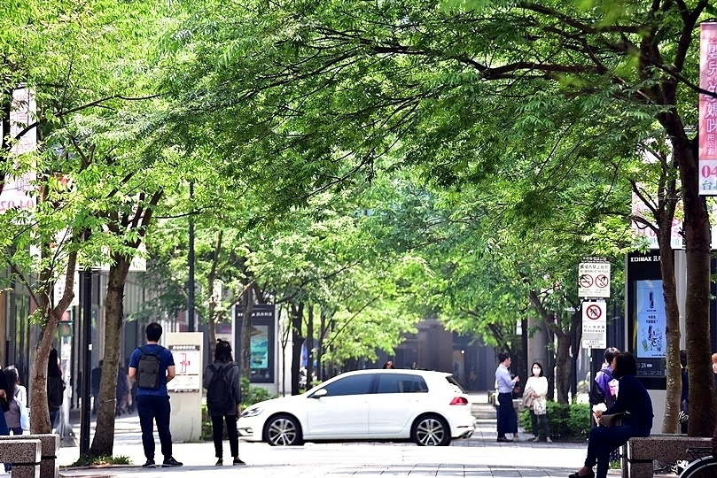 新光三越信義香堤大道