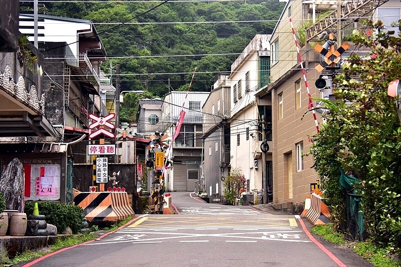 大溪平交道