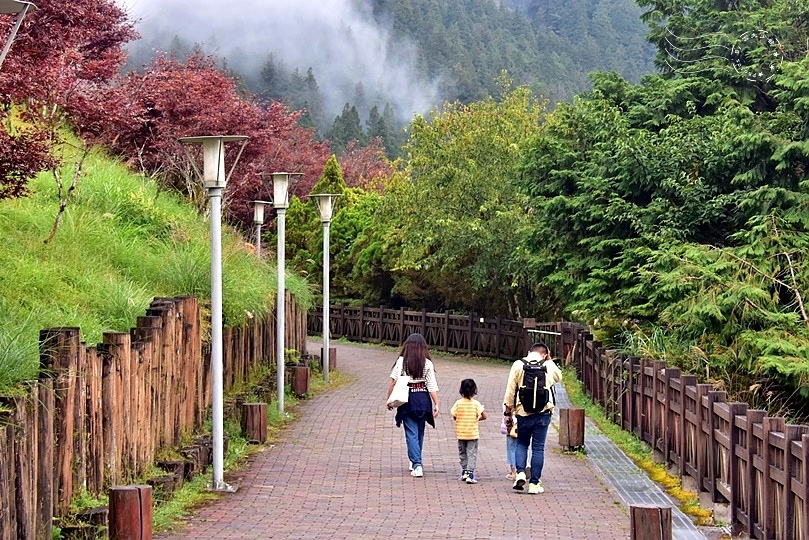 太平山莊蹦蹦車站