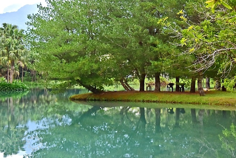 花蓮雲山水