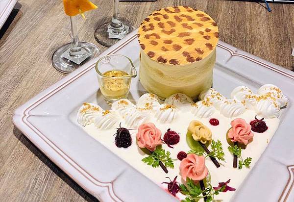 84066878_181496569928066_44806340077420544_n