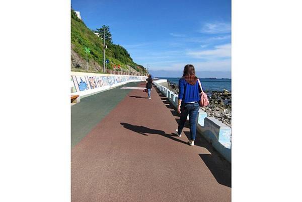 【夏天的釜山 ● 第二天】加德島壁畫村、南浦洞泡菜鍋 大督匠