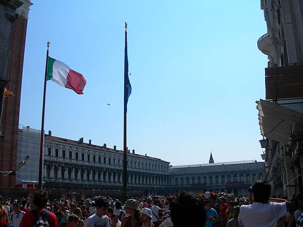 DSCN8911.JPG