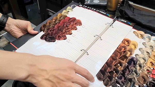 handkevinsome_馬克老師 V秀造型髮藝_染髮 (32) handkevinsome_馬克老師 V秀造型髮藝_染髮 (32)