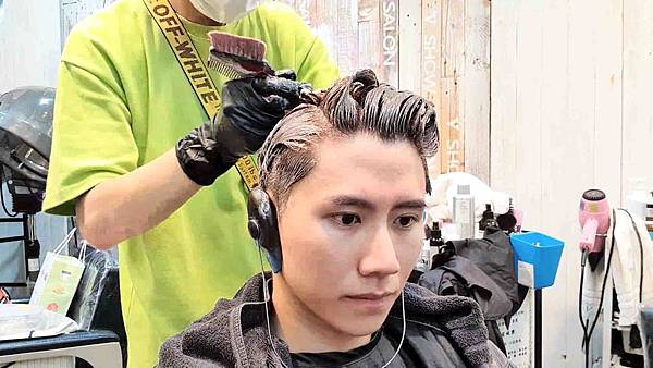 handkevinsome_馬克老師 V秀造型髮藝_染髮 (25) handkevinsome_馬克老師 V秀造型髮藝_染髮 (25)