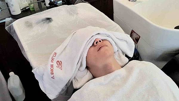 handkevinsome_馬克老師 V秀造型髮藝_染髮 (18) handkevinsome_馬克老師 V秀造型髮藝_染髮 (18)