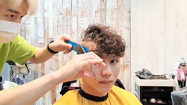 handkevinsome_馬克老師 V秀造型髮藝_染髮 (8) handkevinsome_馬克老師 V秀造型髮藝_染髮 (8)