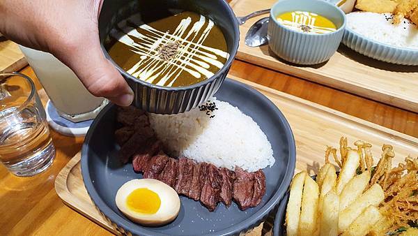 hNDKEVINSOME_哩賀海鮮咖哩專賣店 (5) hNDKEVINSOME_哩賀海鮮咖哩專賣店 (5)