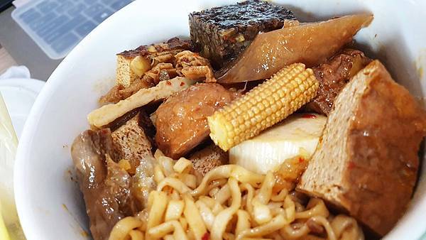 handkevinsome_秘醬滷味 永和樂華店 (14)