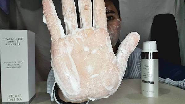 handkevinsome_beautyagent小氣泡深呼吸洗面乳 (10)