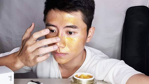 handkevinsome_Honessdun海尼斯頓-肽金極緻修護面膜 (14) handkevinsome_Honessdun海尼斯頓-肽金極緻修護面膜 (14)