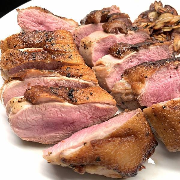 [食譜] 台灣鴨胸真空包·嫩煎鴨胸