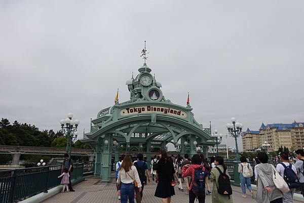 Japan day3-Disney_6217.jpg