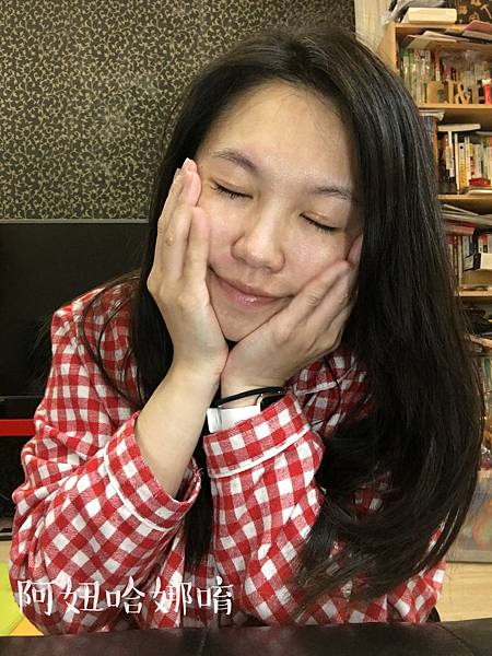 BC百匡,靚顏抗皺淡紋賦活油(百匡賦活膠囊),百匡賦活膠囊,
白龍膽花精萃可亮白撫平細紋與修護受傷肌膚,並高度保濕鎖水,延緩肌膚老化,一顆多種用途,強效版晚安面膜
,百匡賦活膠囊,百匡膠囊
