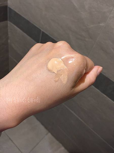 BC百匡,靚顏抗皺淡紋賦活油(百匡賦活膠囊),百匡賦活膠囊,
白龍膽花精萃可亮白撫平細紋與修護受傷肌膚,並高度保濕鎖水,延緩肌膚老化,一顆多種用途,強效版晚安面膜
,百匡賦活膠囊,百匡膠囊
