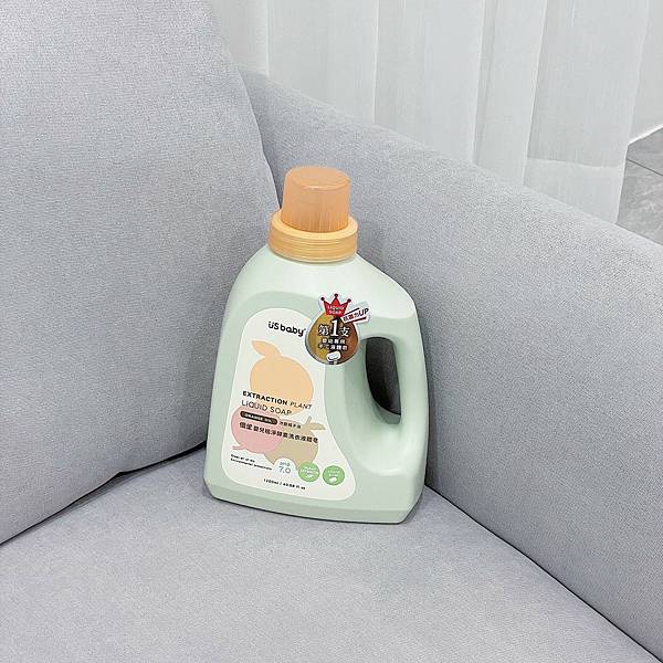 Usbaby優生嬰兒植淨酵素洗衣液體皂 ║嬰兒手洗精║育兒生活║嬰兒洗衣精║寶寶手洗精║天然環保║我不要變成黃臉婆 Usbaby優生嬰兒植淨酵素洗衣液體皂 ║嬰兒手洗精║育兒生活║嬰兒洗衣精║寶寶手洗精║天然環保║我不要變成黃臉婆