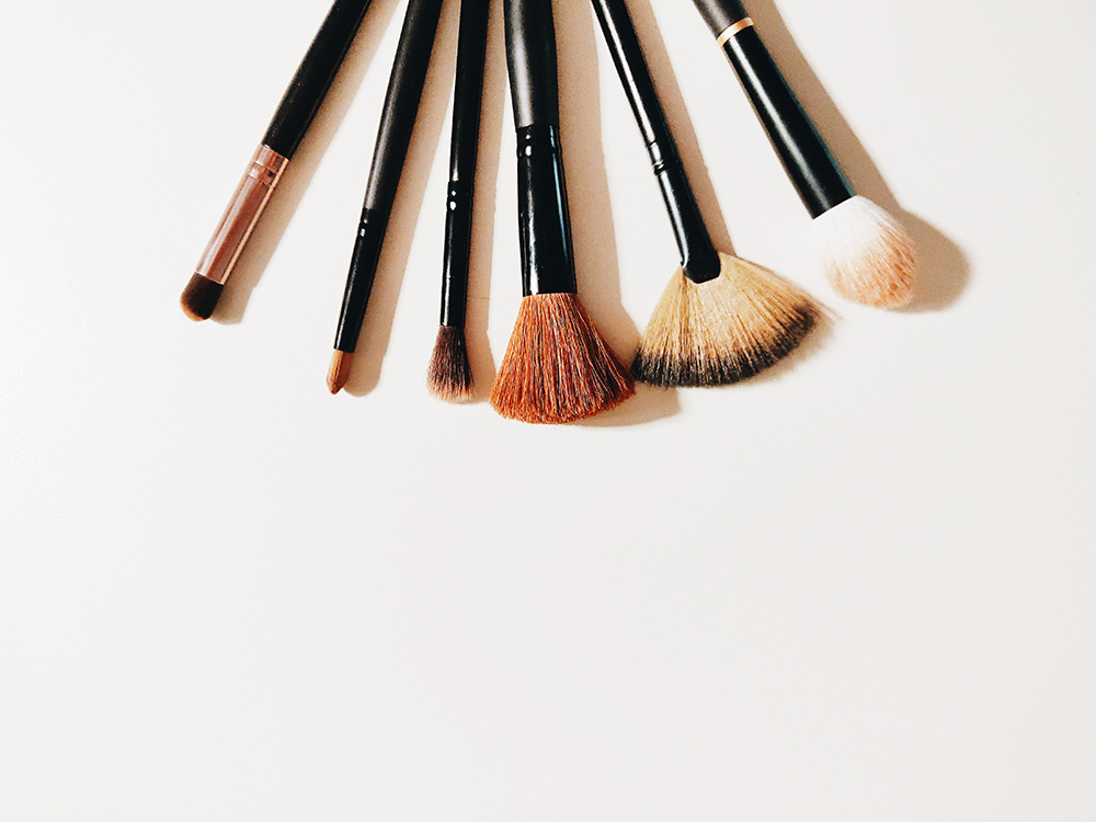 brushes-make-up-brushes-set-1499511.jpg